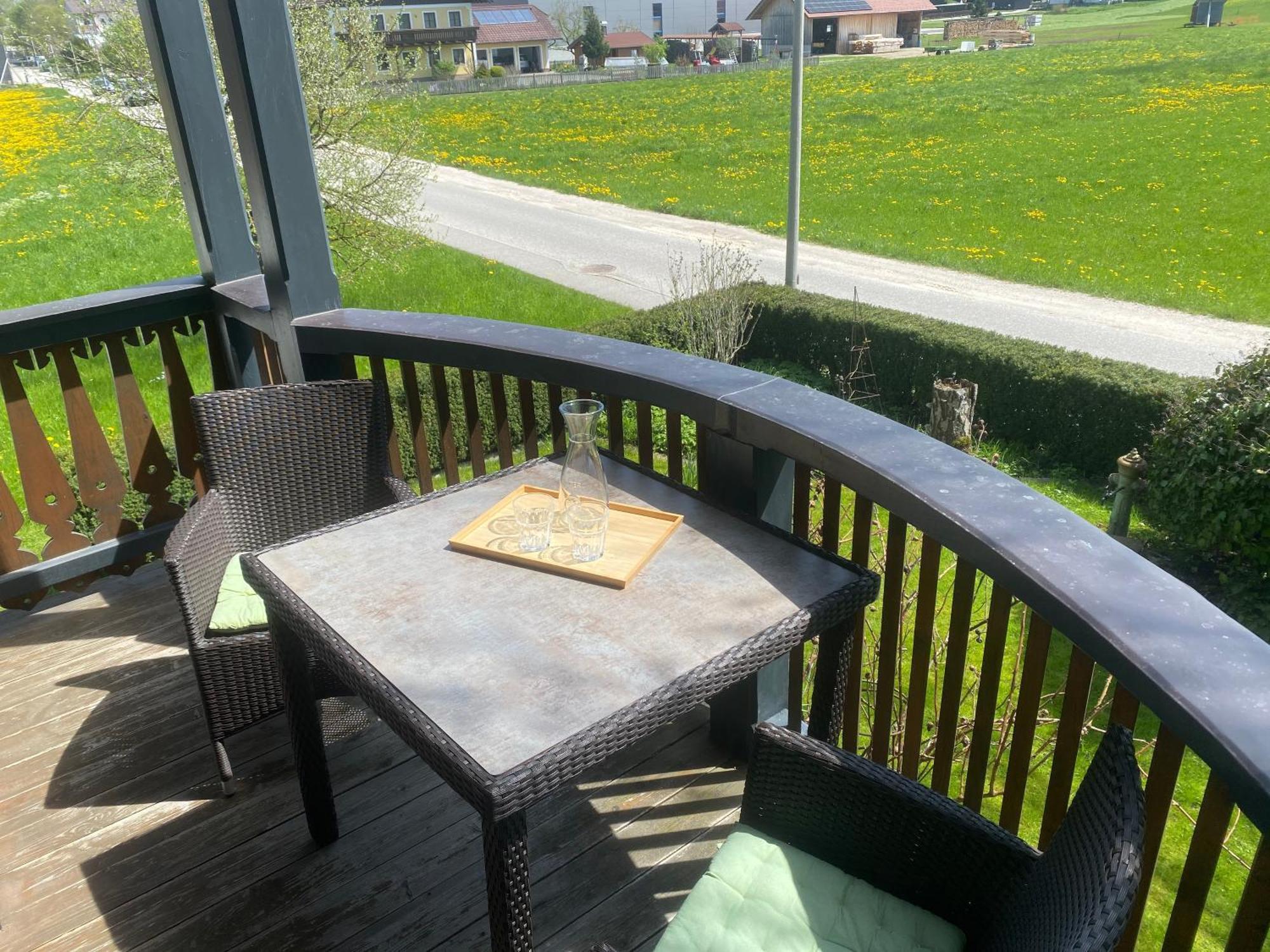 Traumhaft Grosse Ferienwohnung Naehe Attersee Sankt Georgen im Attergau Ngoại thất bức ảnh